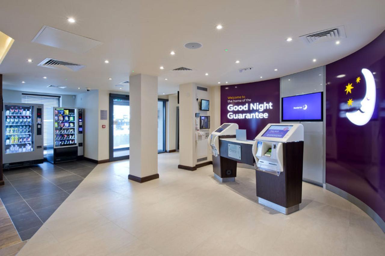 Premier Inn London Eltham Exterior foto